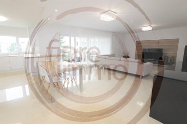 Nous avons le plaisir de vous proposer à la vente un bel appartement traversant dans les hauteurs de Luxembourg-Kirchberg.

Libre des trois côtés et totalement rénové avec des matériaux de haute gamme, l’appartement offre de grands espaces de vie distribués sur 130m2 habitables.

Il se compose comme suit :
- Un grand hall d'entrée qui donne sur la partie jour de la propriété ;
- Une cuisine ouverte sur (la salle à manger et sur le salon) le living avec accès direct sur la grande terrasse de 19m2.;
- Une chambre parentale avec salle de douche et WC ;
- Trois chambres à coucher supplémentaires, dont une peut être utilisée comme bureau ;
- Une deuxième salle de bain ;
- Un débarras / buanderie;
- Une toilette séparée.

Annexes : une cave et un emplacement de parking intérieur à 50.000 Euros.

Prestations accessoires : nombreux rangements (placards sur mesure), porte d’entrée sécurisée/blindée, alarme, vidéophone,  double vitrage, volets électriques.

Pour plus de renseignements, veuillez contacter l'agence.<br />DE

Wir haben das Vergnügen, Ihnen eine schöne Wohnung in Luxemburg-Kirchberg zum Verkauf anzubieten.

Frei auf drei Seiten und komplett renoviert mit hochwertigen Materialien, bietet die Wohnung große Wohnräume verteilt auf 130m2 bewohnbar.
Es besteht wie folgt:
- Eine große Eingangshalle, die auf das Wohnzimmer blickt;
- Eine offene Küche zum
 Wohnzimmer  mit direktem Zugang zur großen Terrasse von 19m2.;
- Ein elterliches Zimmer mit Dusche und WC;
- Drei zusätzliche Schlafzimmer, von denen eines als Büro genutzt werden kann;
- Ein zweites Bad;
- Ein Abstellraum / Waschraum;
- Eine separate Toilette.

Nebengebäude: ein Keller und ein Parkplatz für 50.000 Euro.

Zusatzleistungen: Viele Abstellräume (maßgeschneiderte Schränke), sichere/gepanzerte Eingangstür, Alarm, Videotelefon, Doppelverglasung, elektrische Rollläden.

Für weitere Informationen wenden Sie sich bitte an die Agentur.<br />We are pleased to offer you for sale an apartment with front and rear views located in the heights of Luxembourg-Kirchberg.

Completely renovated with high-end materials, the apartment is free on three sides and offers large rooms distributed over 130m2 of living space.

It is composed as follows:
- A large entrance hall which opens onto the day spaces;
- An open kitchen to the dining / living room with direct access to the large 19m2 terrace;
- A master bedroom with shower room and WC;
- Three additional bedrooms, one of which can be used as an office;
- A second bathroom;
- A storage room / laundry room;
- A separate toilet.

Annexes: a cellar and an indoor parking space are available at 50,000 Euros.

Ancillary services: various storage areas (custom cupboards), secure / armored entrance door, alarm, video intercom, double glazing, electric shutters.

For additional information, please contact our agency.