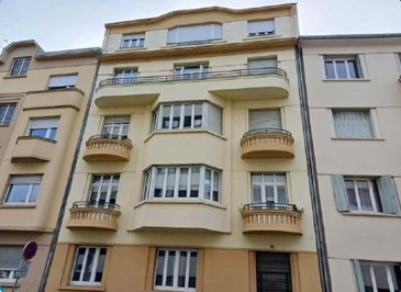 ?? IMMEUBLE DE RAPPORT ? THIONVILLE CENTRE ? TOITURE ET CHAUDIÈRES NEUVES

?? Situé à proximité immédiate du centre-ville et des axes autoroutiers, cet immeuble est idéal pour investisseurs ou particuliers souhaitant un projet rentable.

Caractéristiques :

5 appartements au total :
RDC ? 657 € / mois
1er étage ? 714,53 € / mois
2e étage ? 703,46 € / mois
3e étage ? vacant 89 m²,
4e étage ? 604,08 € / mois

Faibles charges
Toiture neuve
Chaudières neuves dans 4 appartements
Lumineux et bien entretenu
Points forts :

?? Proximité centre-ville
?? Accès rapide aux axes autoroutiers
?? Revenus locatifs sécurisés avec potentiel d'optimisation
?? Opportunité de valoriser le lot vacant

?? Prix : 960 000 FAI (936000 + 24 000 honoraires)

?? Contactez pour dossier et visites 03 82 34 91 97