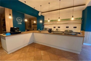 Veuillez contacter Felice Capraro pour de plus amples informations :
- T : +352 621 251 398
- E : felice.capraro@remax.lu

RE/MAX, Spécialiste de l'immobilier, vous propose ce fonds de commerce, en plein centre-ville du Luxembourg. 

Le restaurant est très bien localisé et se compose sur 2 étages avec une surface de 270 m², cuisine entièrement équipée avec chambre froide, monte-charge pour les plats et tous les équipements nécessaires.

Loyer de 7700 euros 
Charges de 1000 euros

Frais d’agence RE/MAX : à charge de la partie venderesse