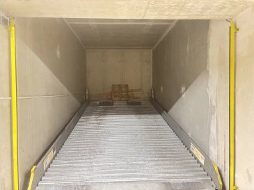 L'agence Axhome Immo vous propose à la location un parking lift situé à Luxembourg-Merl, à proximité immédiate du Centre Hospitalier de Luxembourg (CHL).

L'emplacement est sécurisé et pratique, idéal pour les riverains ou le personnel du CHL. Il est situé dans un immeuble.

- Type : Parking Lift
- Localisation : Luxembourg - Merl
- Prix : 160€/mois
- Disponibilité : Immédiate

Pour plus d’informations, n’hésitez pas à nous contacter :
- par téléphone : +352 691 911 993 Roberto Alex

- par e-mail : info@axhome.lu

Nous restons également à votre entière disposition si vous souhaitez vendre ou louer votre bien. Nous prenons en charge toutes les démarches administratives liées à l'immobilier.

Nous sommes également à votre disposition pour des estimations gratuites.

 ---------- 
Die Agentur Axhome Immo bietet Ihnen zur Vermietung ein Parkhaus lift in Luxemburg-Merl, in unmittelbarer Nähe des Centre Hospitalier de Luxembourg (CHL).

Der Standort ist sicher und praktisch, ideal für die Anwohner oder das Personal des CHL. Es befindet sich in einem Gebäude.

- Art: Parkhaus Lift
- Standort: Luxemburg - Merl
- Preis: 160€/Monat
- Verfügbarkeit: Sofort

Für weitere Informationen können Sie uns gerne kontaktieren:
- per Telefon: +352 691 911 993 Roberto Alex

- per E-Mail: info@axhome.lu

Wir stehen Ihnen auch gerne zur Verfügung, wenn Sie Ihre Immobilie verkaufen oder vermieten möchten. Wir kümmern uns um alle Behördengänge, die mit Immobilien zu tun haben.

Wir stehen Ihnen auch für kostenlose Schätzungen zur Verfügung.

 ---------- 
Axhome Immo agency offers you to rent a lift parking located in Luxembourg-Merl, in the immediate vicinity of the Centre Hospitalier de Luxembourg (CHL).

The secure, convenient location is ideal for local residents and CHL staff. It is located in a building.

- Type: Parking Lift
- Your area : Luxembourg - Merl
- Price: 160€/month
- Availability: Immediate

For more information, please contact us :
- by phone: +352 691 911 993 Roberto Alex

- by e-mail: info@axhome.lu

We are also at your disposal should you wish to sell or rent your property. We take care of all the administrative formalities involved in real estate.

We are also at your disposal for free estimates.

 ---------- 
Axhome Immo bitt e Lift-Parkplaz zur Loyer zu Luxembourg-Merl, no beim Centre Hospitalier de Luxembourg (CHL). D'Lokalitéit ass sécher a praktesch, ideal fir lokal Awunner oder CHL-Personal. Et läit an engem Gebai.

- Typ: Parkingplaz mam Lift - Standuert: Lëtzebuerg-Merl - Präis: €160/Mount - Disponibilitéit: direkt Disponibel Fir méi Informatiounen, zéckt net eis ze kontaktéieren: - per Telefon: +352 691 911 993 Roberto Alex - per E-Mail: info@axhome.lu

Mir stinn Iech och zur Verfügung, wann Dir Är Immobilie verkafe oder lounen wëllt. Mir këmmeren eis ëm all administrativ Prozeduren am Zesummenhang mat Immobilien. Mir bidden och gratis Schätzungen un.