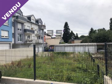 A.S. Real Estate vous propose à la vente un jardin entièrement clôturé avec une contenance de 1 are 47 ca situé à Tétange.

Pour de plus amples informations ou pour convenir d'une visite, n'hésitez pas à nous contacter au (+352) 621 274 674 ou à info@as-estate.lu.