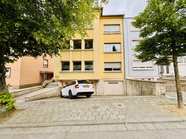 Le Bureau Immobilier Loewen-Kill présente à la location ce studio sis au deuxième et dernier étage d'une petite résidence sans ascenseur, se composant comme suit:

.Espace entrée  
.Séjour avec kitchenette ouverte  
.Espace chambre séparée par une cloison  
.Salle de douche  

Nous sommes à votre disposition pour tout renseignement complémentaire et une visite:  
contact@loki.lu  
+352691932202  

Les charges s'élèvent à 150€; l'électricité, internet et les poubelles sont en complément et à la charge du locataire.  

Les honoraires de négociation s'élèvent à un mois de loyer augmenté de la TVA en vigueur et sont partagés équitablement entre le propriétaire et le locataire.