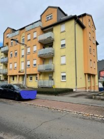 Immo Camilo vous propose

Bel appartement à Diffeerdange
d'une résidence ayant une surface utile de  40m2
Le bien se compose comme suit:
-Le hall d'entrée
-Le séjour
-1 cuisine équipée 
-1 Grande chambre à coucher
-1 salle de douche avec WC
-1 Grande cave privative
- Chauffage à gaz
- Fenêtre double vitrage
- Local à vélos
- Débarras 
- Ascenseur
- 3 éme étage 
- Accessible aux fauteils roulants
-Parking public devant la résidence.
- L'appartement en trés bon état 
- Charges à 130 euros 

Commission d'agence à charge du vendeur.


N'hésitez pas à nous contacter 
Pour la mise en vente de votre bien immobilier
Pour plus de renseignements veuillez contacter Mme  Teixeira
au GSM +352.621259311

