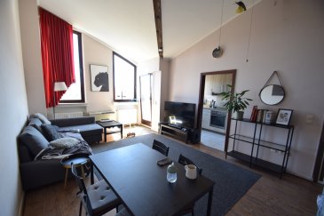 En Exclusivité, ImmoHouse vous propose ce joli duplex 2 chambres idéalement situé à Dudelange.

Au 2ème étage d'une résidence soignée avec ascenseur ce beau duplex lumineux de 73m² se compose de :

Au 1er niveau:
-Un agréable hall d'entrée avec espace rangement
-Deux chambres à coucher
-Une salle de douche avec wc
-Un wc séparé

Au 2ème niveau:
-Un superbe salon salle à manger très lumineux avec balcon et vue dégagée
-Une cuisine équipée (possibilité d'ouverture sur la pièce de vie)

A cela s'ajoutent:
-Un garage (box fermé)
-Une cave privative
-Une buanderie