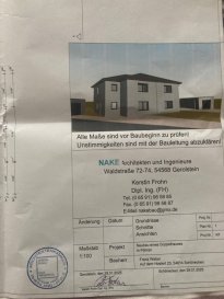 Neubau Doppelhaushälfte als Ausbauhaus zu verkaufen, direkt vom Bauträger.

Es sind zwei DH-Hälfen im Angebot.
Massivbauweise gemäß Kfw 55 mit 2 Volletagen.und Wärmepumpe
Dachausführung: Walmdach.
Beide Haushälften sind spiegelgleich.

Aufteilung je Einheit:
-6 Zimmer
-2 Bäder
-1 Küchenbereich mit Speisekammer
-3 Schlafzimmer
-1 Büro
-1 WIndfang (Eingang), mit Treppenhaus
-1 Hauswirtschaftsraum
-1 Terrasse
-1 Garage

Außengelände mit Einfahrt und Garage.
Grundstückgröße je Parzelle: 655 qm.

Bei dem Ausbauhaus handelt es sich um einen Rohbau, wo die äußere Hülle fertiggestellt wird. Der Käufer hat die Möglichkeit, den Innenausbau wie Böden, Bäder und Küche sowie Farbenauswahl für die Innenwände selbst zu gestalten. Auch der Außenbereich kann gestaltet werden.

Der Festpreis beträgt 470.000 € pro Einheit.
Es besteht die Möglichkeit, die Immobilie vom Bauträger komplett fertigstellen zu lassen.
Der Einzelpreis pro Doppelhaushälfte nach Fertigstellung beträgt 670.000 €.

Alle Angaben und Informationen beziehen sich auf die Angaben des Eigentümers und den Gegebenheiten vor Ort am Standort des zu verpachtenden bzw. verkaufenden Objektes. Daher übernimmt das beauftragte Unternehmen keine Gewähr für Angaben und Informationen, die diese Annonce beinhaltet. Sobald ein Interessent eine Anfrage in Bezug auf das Objekt anfordert, einerlei ob elektronisch oder telefonisch, erklärt sich der Anfragende mit den Richtlinien der EU-GS-DVO und den AGB's und der Doppelbeauftragung durch das beauftragte Unternehmen einverstanden.


Geschäftsführung
UKA-Immobilien