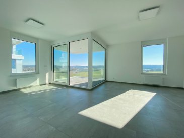 * A VENDRE APPARTEMENT QUASI NEUF *

BEL APPARTEMENT de 77,50 m² avec loggia spacieuse  plein SUD et vue imprenable, 2 chambres à coucher et 2 Parkings intérieurs sis au 12.étage de la nouvelle résidence «Capelli Towers»  situé en plein coeur du nouveau quartier Belval.

(adresse: 8a Place Count Basie L-4368 Belvaux)

L'appartement se compose comme suit:  
==============================
- Hall d'entrée et couloir de 7 m²
- Séjour spacieux de 36 m² ouvert sur cuisine et accès sur Loggia
- Cuisine moderne entièrement équipée (4 m²)
- Loggia de 8,64 m²  (plein Sud et vue dégagée)
- Chambre à coucher n°1 équipée d'un grand armoire-dressing (13,75 m²)
- Chambre à coucher n°2 équipée d'un grand armoire-dressing (11,28 m²)
- Salle de bains spacieuse de 4,84 m² (avec 
raccord pour lave-linge/sèche-linge)
- WC séparé   
- Cave privative de 4,87 m²
- Local commun pour vélos et poussettes
- 2 Parkings intérieurs privatifs (n°133 et n°134)

* Rooftop panoramique entièrement aménagée et arborée au 13. étage réservé aux propriétaires/occupants qui peuvent l'utiliser pour des moments de détente, chaises longues et vue sur les environs *  

Divers:
=====
- Appartement quasi neuf de 2021- aucun frais à prévoir prochainement 
- Fenêtres triple vitrage de nouvelle génération
- Appartement entièrement équipé en luminaires (LED)
- Raccord pour lave-linge/sèche-linge dans salle de bains
- Appartement équipé en domotique commandée par I-Pad mural
- Armoires-dressing dans les 2 chambres à coucher
- Porte de palier sécurisée
- Internet par fibre optique.

Situation:
=======
- Idéalement situé car très proche de toutes commodités: Gare Belval-Université, Centre commercial, Supermarché, Cinéma, Pharmacie, Maison médicale, Restaurants etc..
- Uni Lux et le Lycée Belval se trouvent à 5 minutes à pieds.

- Pour les promenades et le Jogging le Parc Belval se trouve vis-à-vis




* A VENDRE APPARTEMENT PRESQUE NEUF *

Schöne Wohnung von 77,50 m² mit geräumiger Südloggia und atemberaubender Aussicht, 2 Schlafzimmern und 2 Innenparkplätzen im 12. Stock der neuen Residenz 