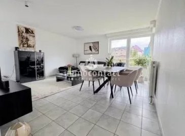 L'agence immobilière Immo-Contact vous propose à la vente ce bel appartement lumineux de +/− 84 m² habitables, situé au 2e étage d'une résidence avec ascenseur construite en 2004 à Sanem dans un environnement résidentiel agréable et pratique.

Le bien se trouve à proximité des écoles, structures d'accueil, commerces, médecins et autres commodités. Les principaux axes routiers ainsi que plusieurs gares à proximité permettent de rejoindre facilement Belval, Esch-sur-Alzette et Luxembourg-Ville.

L'appartement séduit par ses beaux volumes, sa belle luminosité naturelle ainsi que sa distribution fonctionnelle.

IL se compose comme suit :

- Hall d'entrée
- Grand séjour lumineux avec espace salon et salle à manger
- Cuisine équipée séparée avec plan de travail en granit
- 2 chambres à coucher
- Salle de bain avec baignoire, douche et espace buanderie
- WC séparé
- Débarras
- Terrasse de +/− 6 m²

Annexes :

- Emplacement de parking intérieur
- Cave privative

Caractéristiques techniques :

- Année de construction : 2004
- Résidence avec ascenseur
- Chaudière centrale commune
- Fenêtres en double vitrage PVC
- Volets électriques et manuels
- Dalle en béton
- Installation électrique en bon état
- Emplacement pour lave-linge directement dans l'appartement

Disponibilité immédiate à l'acte.

Visites possibles en semaine et le samedi.

Pour toutes informations contactez-nous au 621 391 355

Estimation de votre bien (sous 48h), contactez-nous 352 26 311 992 ou sur info@immocontact.lu.