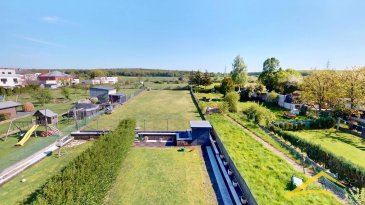 L'agence IMMOLORENA de Pétange partenaire de la CHAMBRE IMMOBILIERE DE LUXEMBOURG a choisi pour vous dans une Résidence de standing, un MAGNIFIQUE APPARTEMENT de 90 m2 avec 2 chambres, situé à Bascharage, à proximité des transports en commun, écoles et de toutes commodités, il se compose comme suit:

Composition du bien :

Un hall d’entrée de 8,70 m2 avec meubles encastrés 
Un double living de 29,40 m2 donnant accès au balcon de 7,60 m2 orienté sud-est
Une cuisine séparée et toute équipée faisant 10 m2
Deux chambres de :
1ère chambre de 9 m2
Un balcon
2ème chambre de 12 m2
Une salle de bain de 4,65 m2 équipée d’une douche

Cave et Garage Box :
Une cave de 6,34 m2
Un garage pour deux voitures (en enfilade) de +-32 m2

CARACTERISTIQUES DE L'APPARTEMENT:

La situation de l’immeuble.
Le balcon à l’arrière sans vis-à-vis à l’arrière.
Le garage pour deux voitures en enfilade.

Pas de frais d'agence pour le futur acquéreur

A VOIR ABSOLUMENT!!!!

Pour tout contact:
Joanna RICKAL: 621 36 56 40
Vitor Pires: 691 761 110

L'agence ImmoLorena est à votre disposition pour toutes vos recherches ainsi que pour vos transactions LOCATIONS ET VENTES au Luxembourg, en France et en Belgique.