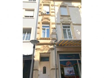 !!!!!!!!!!!!! Opportunité à ne pas rater !!!!!!!!!!!!<br><br>ImmoNordstrooss à l\'honneur de vous presenter ce magnifique Duplex d\'une superficie de 68 m2 complètement rénové qui peut être vendu meublé et également peut être vendu avec le Duplex à coté.<br><br>Ce beau bien est composé comme suit :<br>- Entrée<br>- Living<br>- Cuisine équipée <br>- 2 Chambres ou chambre plus bureau<br>- Salle de bain avec WC<br><br>Une cave et une buanderie viennent compléter ce bien.<br><br>Le bien est actuellement loué à 1250 euros Hors charges. <br><br>Pour plus de renseignements ou une visite (visites également possibles le samedi sur rdv), veuillez contacter le 661 791 504