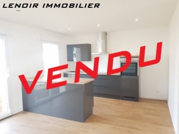 ** COMPROMIS EN COURS** 
Entre Tressange et Fontoy, 
Havange, à 1min de l’A30
Au calme, pavillon individuel F6 neuf en plain pied de 110m² avec cuisine équipée ouverte sur séjour de 30m², 4 chambres, salle de bain avec douche et baignoire. Garage 2 VL avec porte motorisée, chauffage sol via pompe à chaleur, volets électriques radios. Terrain de 5,56 ares.
Garantie décennale et dommage ouvrage. 
Montant estimé des dépenses annuelles d’énergie pour un usage standard : entre 453 et 613€.
Honoraires charge vendeurs inclus.
“Les informations sur les risques auxquels ce bien est exposé sont disponibles sur le site Géorisques : www.georisques.gouv.fr“