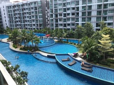 
THAILAND, NR ONE WORLD WIDE FOR NUMBERS OF NIGHTS BOOKED, FOR YOUR HOLIDAYS OR MEDIUM OR LONG TERM (PRE-RETIRED) - AT THE MOST VISITED CITY IN THAILAND FROM TOURISTS- PATTAYA - JOMTIEN , you can find for low money  (4* level, 3 - 4 x cheaper than similar quality hotels) in excellent quality with swimming pool, completely furnished and fitted flats and costs (including Wifi), and this in a high standard - we can assist you for make you the stay here more easy for long term stay, we have contact with a legal assistant - for stay permit, if as the most europeans, americans, australian and more can come here anyway  to 30 days with a visa on arrival , you don't need ask a visa in advance, for more than 30 days, you can ask a visa in the Royal Thai Embassy, so you can stay up to 60 days, with the age of 50 you can get an OA Visa up to an additional year - multiple flights in and out
attention: if your wife or husband is as example chinese national (you find the list of the Visa easy on the website of the thai embassies) , the Visa on arrival is just up to 15 days (here on place)  so you have to ask it in advance for longer stays in the Thai Embassy 

THE PRICE WE INDICATE IS ON A DAY'S BASE FOR YOUR CALCULATION AND INCLUDE ALL COSTS, ELECTRIC, CLIMATISATION , WIFI, PARKING COSTS, MAINTENANCE OF THE COMMON AREAS, AS WE HAVE A SECOND BED IN THE LIVING, POSSIBLE TO LIVE FOR HOLIDAYS UP TO 4 PERSON - A COUPLE WITH TWO SMALLER CHILDREN AS EXAMPLE
(or even up to 5 with a small child for holidays)

PRICE FOR LONGER TERM IS LOWER THAN THE INDICATED DAILY PRICE
spend your winter in Thailand, the life costs are up to 4 times cheaper
as simple example, the minibus-taxis are for up to 4-5 km are even not half of Euro (in the city 10 Thai Baht , 20 Thai Baht from Pattaya Center to Jomtien which is 5 km , one THB is at average 38 for one Euro) - laundry shop for 10 shirts and 5 pants as example  3 to 5 Euro (up to 10 times cheaper when in the country you are coming from

we advise to rent a car or a motorbike (attention- casc and insurance obliged) - you have to make an international drivers licence
rent an automatic car makes it easy, but driving like in GB (left side basic)
but easy , you learn that in 5 minutes
for the appartement we have in Dusit Grand Park is a shuttle bus the whole week except sunday, but no problem to find a taxi on sunday for 5-6 Euro to bring you in the real center - beach road and second road

we speak and write fluent luxembourgish, german, french, english, chinese and can assist you in all steps to make you feel secure

THERE ARE A LOT OF ATTRACTIONS IN AND AROUND PATTAYA TO SEE , on the web you can find a lot if you search 