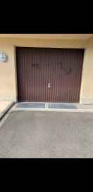 L'agence Belardimmo vous propose un garage   emplacement extérieur en location à Gasperich situé à 2 min de la cloche d'or. 

Pour plus d'informations contactez-nous au 621 402 536. 
Ref agence :AS032