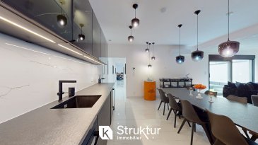 Maison neuve de plain-pied Haut Standing idéal PMR.  AMNEVILLE : Maison familiale (2024) de plain-pied avec vaste pièce de vie et 3 chambres idéal PMR
 À AMNEVILLE, quartier recherché pour sa qualité de vie, cette maison qui se fait discrète, combine la proximité des commodités, des écoles et des transports avec le calme d'un environnement résidentiel.
 Situé au calme dans une impasse et édifiée sur un terrain de 2,84 ares, elle offre 180 m2 habitables, un garage de 40 m2 pour deux véhicules.
 Vous y accéderez par un hall d'entrée qui dessert le spacieux garage avec porte motorisé ainsi que la pièce de vie confortable et contemporaine, climatisée avec un plafond en béton vue, ouverte sur la cuisine.
 Moderne et fonctionnelle, cette cuisine équipée haut de gamme qui vous séduira avec son plan de travail en pierre naturel noire assortie à la grande table à manger et qui s'ouvre sur le salon et se prolonge par une grande terrasse. Un joli cellier, discret avec accès par un porte à galandage complète cette espace.
 Un large ouvrant sur la terrasse de 50 m2, parfait pour profiter des beaux jours.
 On y trouve également deux chambres climatisée, une salle de bains commune et moderne avec une grande douche italienne, une baignoire Villeroy et Boc, un double vasque et un WC suspendu.
 Un large espace bureau avec accès à la terrasse, idéal pour le télétravail confortera vos besoins.
 Pour compléter le seul niveau, une spacieuse suite parentale climatisée elle aussi, avec douche à l'italienne et un WC suspendu.
 Côté confort, cette maison de 2024, construite en bloc KLB de 24cm + 12 cm de laine de roche en isolation extérieur, peut encore accueillir une terrasse supplémentaire de 50 m2 sur une partie de la toiture. Elle dispose d'un chauffage au sol avec pompe à chaleur, d'une climatisation dans la pièce de vie.
 Un ballon Thermodynamique de 270 litres pour l'eau chaude sanitaire. Les fenêtres PVC triple vitrage (sauf la baie Alu dans la pièce de vie), volets roulants motorisés. Equipée d'une alarme, porte d'entrée aluminium avec visiophone.
 Une maison lumineuse, fonctionnelle et parfaitement équipée, idéale pour une vie de famille proche de Metz et du Luxembourg.
 DPE A/A 
 Estimation des coûts annuels d'énergie du logement Les coûts sont estimés en fonction des caractéristiques de votre logement et pour une utilisation standard sur 5 usages (chauffage, eau chaude sanitaire, climatisation, éclairage, auxiliaires) voir p.3 pour voir les détails par poste. entre 870 EUR et 1 260 EUR par an Prix moyens des énergies indexés au 1er janvier 2023 (abonnements compris)
 Prix honoraires inclus dans le prix de vente.
 Géorisques : Les informations sur les risques auxquels ce bien est exposé sont disponibles sur le site : www.georisques.gouv.fr La présente annonce immobilière a été rédigée sous la responsabilité éditoriale de M. Deniz KARA EI (ID 798 172 458), mandataire indépendant en immobilier (sans détention de fonds), agent commercial de la SASU STRUKTUR IMMOBILIER immatriculé au RSAC de Metz sous le numéro 835 175 365, titulaire de la carte de démarchage immobilier pour le compte de la société SASU STRUKTUR IMMOBILIER. Retrouvez tous nos biens sur notre site internet
 www.struktur-immobilier.com