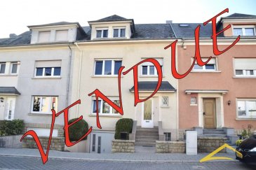 Votre agence IMMO LORENA de Pétange, partenaire de la CHAMBRE IMMOBILIERE DE Luxembourg a choisi pour vous une MAISON mitoyenne avec GARAGE et JARDIN, idéalement située à Pétange d'une superficie de 140 m2 habitables insérée sur un terrain de 2 ares 72 centiares, à proximité du centre, des écoles fondamentales, crèches, bus, commerces; accès facile vers les grands accès routiers.
La maison se compose comme suit:

RDCH :
- Un hall d'entrée de 7,92 m2
- Cuisine séparée toute équipée de 8,83 m2 avec possibilité d'ouverture vers le double living
- Double living faisant 31,71 m2
- Possibilité d'aménager un WC séparé dans le vestiaire du hall de 1,17 m2


Premier étage: 
- Un hall de nuit faisant 4,42 m2
- TROIS CHAMBRES DE:
            0- Première chambre de 16,14 m2
            0- Deuxième chambre de 15,80 m2
            0- Troisième chambre de 9 m2 avec une armoire encastrée
- Une salle de bain de 4,77 m2 avec baignoire

Deuxième étage :
- Un hall de nuit de 5,30 m2
- Quatrième chambre de 17,97 m2
- Salle de jeux de 20,92 m2 au sol
- Débarras/pièce de rangement de 5,33 m2 au sol avec possibilité de faire une deuxième salle de bain

Cave: 
- Couloir de 5,96 m2
- Une salle de douche complète (WC et lavabo) faisant 2,71 m2
- Buanderie//Local technique de 9,29 m2 donnant accès à la terrasse de 13,69 m2 et au jardin plein sud
- Un très grand garage pour deux voitures de 29,43 m2


TOTAL M2 HABITABLES : 140 m2

Caractéristiques de la maison:
- Maison construite en 1952,
- Toutes les dalles sont en béton,
- Revêtements des sols :
            0- living en parquet de chêne massif,
            0- hall et escaliers en marbre,
- Double vitrage de l'année 2008,
- Chaudière à condensation BUDERUS 2000
- Toiture en bon état 
- Garage pour deux voitures
- Jardin et terrasse sans vis-à-vis plein sud
- La maison est située idéalement dans une rue sans issue pour les voitures menant vers la forêt

A VOIR!!!!!

3% du prix de vente à la charge de la partie venderesse + 16% TVA
Pas de frais pour le futur acquéreur

Pour tout contact:
Joanna Rickal: +352 621 365 640
Vitor Pires: + 352 691 761 110

L'agence Immo Lorena est à votre disposition pour toutes vos recherches ainsi que pour vos transactions LOCATIONS ET VENTES au Luxembourg, en France et en Belgique.