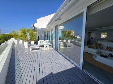 Bienvenue dans ce magnifique Duplex-Penthouse situé à Calahonda, à 15 mn de Marbella et seulement 5 mn de la Cala de Mijas.

Parfait pour les personnes qui recherchent une maison avec toutes les commodités à proximité, restaurants de plage, et profiter de la promenade de la plage avec seulement 30 mètres à la plage, l'accès à une salle de gym et spa, piscine extérieure dans le club Doña Lola (adhésion facultative), arrêt de bus juste en face de l'immeuble.
 

La propriété est entièrement rénovée (original 3) en utilisant des matériaux de première qualité.

Les vues panoramiques à couper le souffle sur la mer et la forêt offrent un maximum de lumière naturelle grâce à l'orientation sud et aux fenêtres insonorisées à isolation thermique.

Profitez de l'intimité totale, l'unique maison occupant l'étage entier, sans voisin, une entrée indépendante et directe.

À l'entrée, on trouve un bureau indépendant pour un travail à distance parfait.

En montant à l'étage principal, nous entrons dans un fabuleux espace ouvert, avec une cuisine ouverte moderne et fonctionnelle, un beau salon et les deux terrasses,

L'ensemble de la propriété regorge de rangements

Les deux terrasses privées de 73m2 sont décorées avec des éléments décoratifs tels que des miroirs reflétant la mer.

En ce qui concerne le parking, une place est réservée dans un parking communautaire.

Pour le moment, il n'y a pas d'ascenseur, mais la communauté a approuvé l'installation d'un ascenseur dans le futur.

Licencia de Primera Ocupación et licence touristique pour les locations à court terme.

Pour plus de renseignement veillez contacter l'agence par téléphone au +352 26 54 31 48 ou par mail : contact@belardimmo.lu

 ---------- 
Willkommen in diesem wunderschönen Duplex-Penthouse in Calahonda, 15 Minuten von Marbella und nur 5 Minuten von Cala de Mijas entfernt.

Perfekt für diejenigen, die ein Haus mit allen Annehmlichkeiten in der Nähe suchen, Strandrestaurants und einen Spaziergang am Strand genießen möchten, nur 30 Meter vom Strand entfernt, Zugang zu einem Fitnessraum und Spa, Außenschwimmbad im Club Doña Lola (optional Mitgliedschaft), Bushaltestelle direkt gegenüber dem Gebäude.
 

Die Immobilie ist vollständig renoviert (original 3) mit hochwertigen Materialien.

Die atemberaubenden Panoramablicke auf Meer und Wald bieten maximalen natürlichen Licht durch die Südausrichtung und schallisolierte Fenster mit Wärmedämmung.

Genießen Sie totale Privatsphäre, das einzige Haus, das den ganzen Stock einnimmt, mit eigenem Eingang.

Am Eingang befindet sich ein eigenständiges Büro für perfektes Arbeiten aus der Ferne.

Im Hauptgeschoss betreten wir einen fabelhaften offenen Raum mit einer modernen, funktionalen offenen Küche, einem schönen Wohnzimmer und zwei Terrassen,

Das gesamte Anwesen bietet viel Stauraum.

Die beiden privaten Terrassen von 73 m² sind mit dekorativen Elementen wie Spiegeln, die das Meer reflektieren, gestaltet.

Was das Parken betrifft, ist ein Platz in einem Gemeinschaftsparkplatz reserviert.

Derzeit gibt es keinen Aufzug, aber die Gemeinschaft hat die Installation eines Aufzugs in der Zukunft genehmigt.

Erstbezugslizenz und Tourismuslizenz für Kurzzeitvermietungen.

Für weitere Informationen kontaktieren Sie bitte die Agentur telefonisch unter +352 26 54 31 48 oder per E-Mail: contact@belardimmo.lu

 ---------- 
Welcome to this magnificent Duplex-Penthouse located in Calahonda, 15 minutes from Marbella and only 5 minutes from Cala de Mijas.

Perfect for people looking for a house with all amenities nearby, beach restaurants, and enjoying the beach promenade with only 30 meters to the beach, access to a gym and spa, outdoor pool in the Doña Lola club (optional membership), bus stop right in front of the building.

The property is fully renovated (original 3) using top-quality materials.

The breathtaking panoramic views of the sea and the forest offer maximum natural light thanks to the south orientation and soundproofed thermal insulated windows.

Enjoy complete privacy, the only house occupying the entire floor, no neighbors, an independent and direct entrance.

At the entrance, there is a separate office for perfect remote work.

Heading up to the main floor, we enter a fabulous open space, with a modern and functional open kitchen, a beautiful living room, and two terraces,

The entire property is packed with storage space

The two private terraces of 73m2 are decorated with decorative elements such as mirrors reflecting the sea.

Regarding parking, one space is reserved in a communal parking lot.

Currently, there is no elevator, but the community has approved the installation of an elevator in the future.

First Occupation license and tourist license for short-term rentals.

For more information, please contact the agency by phone at +352 26 54 31 48 or by email: contact@belardimmo.lu