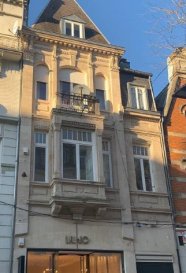*** NOUVEAUTE ***

HT Immobilier vous propose en exclusivité ce magnifique local commercial situé au coeur de la rue de l'Alzette.
Des locataires occupent actuellement les lieux.

Prix de vente à 800.000€ avec une rentabilité garantie de 7,5%.

Informations disponibles au 24 55 92 78 ou par mail : info@htimmo.lu