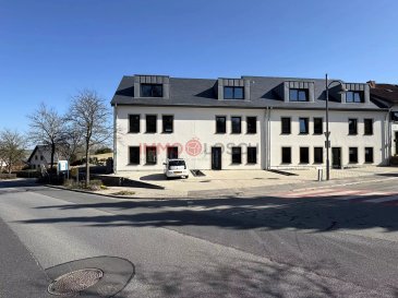 Immo Losch vous propose à la location un bel appartement moderne de 79,89 m² situé à Olm, offrant un espace de vie optimisé grâce à sa mezzanine pouvant servir de chambre, dans une toute nouvelle construction.

Description du bien :
- Hall d’entrée
- Séjour avec cuisine équipée ouverte
- Mezzanine
- Salle d’eau avec WC
- Chambre ouverte ou bureau  
- 2 emplacements de stationnement

Secteur :
Situé dans un quartier calme et résidentiel à Olm, ce bien bénéficie d’un accès facile aux commerces, écoles et transports, ainsi qu’aux principaux axes routiers vers Luxembourg-Ville.

Note : Certaines photos utilisées proviennent d'un autre appartement de la résidence.

Conditions financières :
- Loyer : 2100 € / mois
- Charges : 250 € / mois
- Caution : 4 200 € (2 mois de loyer)
- Commission agence : 1228,5 € TTC

Pour toute information supplémentaire ou pour planifier une visite, n'hésitez pas à nous contacter au +352 2653 2611 ou par e-mail à l'adresse info@immolosch.lu

 ---------- 
Immo Losch bietet Ihnen eine schöne moderne Wohnung von 79,89 m² in Olm zur Miete an. Sie bietet einen optimierten Lebensraum dank ihrer Mezzanine, die als Schlafzimmer dienen kann, in einem brandneuen Gebäude.

Beschreibung des Objekts :
- Eingangshalle
- Wohnzimmer mit offener Einbauküche
- Mezzanin
- Badezimmer mit WC
- Offenes Schlafzimmer oder Büro
- 2 Parkplätze

Sektor :
In einer ruhigen Wohngegend in Olm gelegen, profitiert diese Immobilie von einem einfachen Zugang zu Geschäften, Schulen und Verkehrsmitteln sowie zu den Hauptverkehrsachsen nach Luxemburg-Stadt.

Hinweis: Einige der verwendeten Fotos stammen von einer anderen Wohnung in der Residenz.

Finanzielle Bedingungen :
- Miete: 2100 € / Monat
- Nebenkosten: 250 € / Monat
- Kaution: 4.200 € (2 Monatsmieten).
- Maklerprovision: 1228,5 € inkl. MwSt.

Für weitere Informationen oder um einen Besichtigungstermin zu vereinbaren, kontaktieren Sie uns bitte unter +352 2653 2611 oder per E-Mail an info@immolosch.lu.

 ---------- 
Immo Losch offers to rent a beautiful modern 79.89 m² apartment in Olm, offering optimized living space thanks to a mezzanine that can be used as a bedroom, in a brand new building.

Property description:
- Entrance hall
- Living room with open-plan fitted kitchen
- Mezzanine
- Shower room with WC
- Open-plan bedroom or study
- 2 parking spaces

Location:
Located in a quiet, residential area of Olm, this property benefits from easy access to shops, schools and transport, as well as the main roads to Luxembourg-City.

Note: Some of the photos used are from another apartment in the residence.

Financial conditions :
- Rent : 2100 € / month
- Utilities : 250 € / month
- Deposit: €4,200 (2 months' rent)
- Agency commission : 1228,5 € TTC

For further information or to arrange a viewing, please do not hesitate to contact us on +352 2653 2611 or by e-mail at info@immolosch.lu

 ---------- 
Immo Losch bitt eng schéi, modern 79,89 m² Wunneng zu Olm zur Locatioun, déi dank hirem Mezzanin, deen als Schlofkummer benotzt ka ginn, optiméierten Wunnraum bitt, an engem brandneie Gebai.   Immobilie-Beschreiwung:   - Entrée   - Wunnzëmmer mat oppener, integréierter Kichen   - Mezzanin   - Duschzëmmer mat WC   - oppene Schlofkummer oder Studéierzëmmer  
- 2 Parkingplazen Lokalitéit: An enger roueger Wunnquartier zu Olm läit dëse Propriétéit mat einfachem Zougang zu Butteker, Schoulen an Transportverbindungen, souwéi zu de Haaptstroossen op Lëtzebuerg-Stad. Bemierkung: E puer vun de benotzten Fotoen sinn vun enger anerer Wunneng an der Résidence. Finanziell Konditiounen: - Loyer: €2.100/Mount
- Käschten: €250/Mount - Depot: €4,200 (2 Méint Loyer) - Agenceprovision: €1,228.50 inkl. MwSt. Fir weider Informatiounen oder fir en Besichtigungstermin ze vereinbaren, zéckt w.e.g. net, eis um +352 2653 2611 oder per E-Mail op info@immolosch.lu ze kontaktéieren.