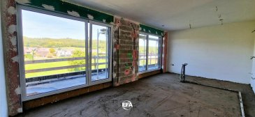 Super Penthouse traversant neuf en vente au deuxième étage avec ses deux grandes terrasses avec vu sur les champs, tranquillité et intimité assurée.<br><br>Cet appartement est idéal pour un jeune couple ou pour des retraités.<br><br>Situé dans la ville de Pétange et proche de toutes les commodités, cet appartement à tous les ingrédients nécessaire pour vivre dans de bonnes conditions.<br><br>Critères de l\'appartement :<br>- 64.40 m² appartement traversant<br>- Suite parentale<br>- Pièce de vie<br>- Salle de douche<br>- Deux terrasses (29.91 m²)<br>- Une cave privée<br>- Ascenseur privatif<br><br>Vous êtes intéressés par ce bien, merci de nous contacter par mail : info@efapromo.lu / alexandre@efapromo.lu ou par téléphone 691 255 036 / 691 355 050