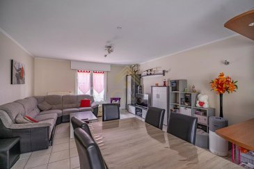 Nous vous proposons ce bel appartement 1 chambre à vendre, situé dans le quartier paisible et recherché de Fousbann, à Differdange.

L’appartement se compose d’un hall d’entrée avec placards, d’un séjour lumineux donnant accès au balcon, d’une cuisine équipée, d’une chambre spacieuse et d’une salle de douche.

Une cave privative, une buanderie commune et une place de parking complètent le bien.

-  1 chambre à coucher
-  Surface habitable : 64 m²
-  Balcon privatif orienté sud 
-  Place de parking privative incluse
-  Petite résidence bien entretenue sans ascenseur 

-  Situation calme à proximité des commerces, transports, écoles et axes autoroutiers

Pour plus d'informations ou pour organiser une visite, n'hésitez pas à nous contacter.

REAL G IMMO vous accompagne dans toutes vos démarches administratifs et financières. Nous réalisons également une ESTIMATION GRATUITE de votre bien.

Les prix s'entendent frais d'agence de 3 % + TVA inclus.

 ---------- 
Wir bieten Ihnen diese schöne 1-Zimmer-Wohnung zum Verkauf an. Sie befindet sich in der ruhigen und begehrten Gegend von Fousbann in Differdange.

Die Wohnung besteht aus einer Eingangshalle mit Einbauschränken, einem hellen Wohnzimmer mit Zugang zum Balkon, einer Einbauküche, einem geräumigen Schlafzimmer und einem Duschbad.

Ein privater Keller, eine gemeinsame Waschküche und ein Parkplatz vervollständigen die Immobilie.

- 1 Schlafzimmer
- Wohnfläche: 64 m².
- Privater Balkon mit Südausrichtung
- Privater Parkplatz inbegriffen
- Gepflegte kleine Residenz ohne Aufzug

- Ruhige Lage in der Nähe von Geschäften, Verkehrsmitteln, Schulen und Autobahnachsen

Für weitere Informationen oder um einen Besichtigungstermin zu vereinbaren, zögern Sie bitte nicht, uns zu kontaktieren.

REAL G IMMO begleitet Sie bei allen administrativen und finanziellen Schritten. Wir führen auch eine KOSTENLOSE SCHÄTZUNG Ihrer Immobilie durch.

Die Preise verstehen sich inklusive 3 % Agenturgebühr und Mehrwertsteuer.

 ---------- 
We offer this beautiful 1-bedroom apartment for sale, located in the peaceful and sought-after Fousbann district of Differdange.

The apartment comprises an entrance hall with cupboards, a bright living room with access to the balcony, a fitted kitchen, a spacious bedroom and a shower room.

A private cellar, a shared laundry room and a parking space complete the property.

- 1 bedroom
- Living area: 64 m² (64 sq.m.)
- Private south-facing balcony
- Private parking space included
- Small, well-maintained residence without elevator

- Quiet location close to shops, transport, schools and motorways

For more information or to arrange a viewing, please contact us.

REAL G IMMO can help you with all your administrative and financial formalities. We can also carry out a FREE ESTIMATE of your property.

Prices include 3% agency fees + VAT.