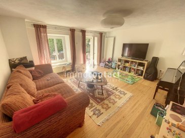 ENGLISH DESCRIPTION BELOW

L'agence Immo Contact vous propose à la vente cette magnifique maison libre de 3 côtés située à Weydig, commune de Biwer.

D'une surface de + / - 150m2 sur un terrain de + / - 4 ares, la maison se compose comme suit :

Rez-de-chaussé :

- Couloir d'entrée
- Salon donnant accès sur la terrasse et le jardin
- Cuisine équipée séparée avec table à manger
- Salle de douche avec WC
- Espace buanderie avec accès sur les emplacements extérieurs

1er étage :

- Deux grandes chambres de plus de 20m2 avec véritable parquet au sol
- Salle de bain avec baignoire en coin, douche, WC et deux fenêtres

2ème étage :

- Chambre de + / - 15m2
- Espace studio de + / - 35m2 en mezzanine avec possibilité d'y installer cuisine et salle de bain 

La maison dispose également d'un splendide jardin exposé Sud/Ouest avec un abri de jardin ainsi que de trois emplacements extérieurs.

À savoir :
- Chauffage au gaz
- Maison libre en Décembre
- Excellente situation au calme
- + / - 20 min du centre ville de Luxembourg

Visites possibles en semaine et le samedi matin.

Pour toutes informations contactez-moi au 621.794.938

Si vous souhaitez estimer votre bien n'hésitez pas à nous contacter au 26.311.992 ou sur info@immocontact.lu

-------------------------------------------------------<br />ENGLISH DESCRIPTION

The agency Immo Contact proposes to you with the sale this splendid free house of 3 sides located at Weydig, commune of Biwer.

With a surface of + / - 150m2 on a ground of + / - 4 ares, the house is composed as follows:

Ground floor:

- Entrance hallway
- Living room with access to the terrace and the garden
- Separate equipped kitchen with dining table
- Shower room with WC
- Laundry room with access to the outside spaces

1st floor:

- Two large bedrooms of more than 20m2 with real parquet floor
- Bathroom with corner bath, shower, WC and two windows

2nd floor:

- Bedroom of + / - 15m2
- Studio space of + / - 35m2 on the mezzanine with possibility to install kitchen and bathroom 

The house also has a splendid South/West facing garden with a garden shed as well as three outdoor parking spaces.

To know :
- Gas heating
- House available in December
- Excellent and quiet situation
- + / - 20 min from Luxembourg city center

Visits possible during the week and on Saturday morning.

For all information contact me at 621.794.938

If you wish to estimate your property do not hesitate to contact us at 26.311.992 or on info@immocontact.lu