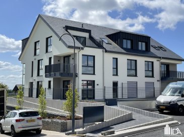 En location, l'Immobilière de l'Attert vous propose ce bel appartement situé dans le village de Wahl. 

L'appartement d'une surface habitable de 68,87m² au 1er étage se compose de:

- hall d'entrée avec coin vestiaire
- beau séjour / salle à manger avec coin cuisine équipée et sortie sur balcon de 7,60m²
- wc séparé
- 1 chambre à coucher avec dressing et salle de douche, lavabo et wc.

L'appartement dispose d'un emplacement intérieur avec cave et d'un emplacement extérieur.

Loyer : 1 350€  
Charges : 250€  
Caution : 2 mois de loyer  
Frais d'agence : 1 mois de loyer + TVA (partagé 50/50 entre locataire et bailleur)

Ce bien vous intéresse ! Merci de remplir le 