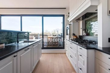 L'agence immobilière Immo-Contact vous propose ce magnifique appartement de +/− 90m² situé à Capellen.

Idéalement situé, dans un environnement agréable et proche de toutes commodités, ce bien offre de beaux volumes et une configuration idéale pour une famille ou un couple à la recherche de confort et de fonctionnalité. 
L’appartement bénéficie d’un emplacement stratégique à proximité des axes autoroutiers, facilitant l’accès vers Luxembourg-ville, ainsi que des commerces, écoles et transports en commun.

Situé au 2ème étage, l'appartement se compose comme suit :

- Salon avec espace salle à manger et accès sur la terrasse
- Cuisine équipée ouverte sur salle de vie
- 2 chambres à coucher
- Salle de bains avec baignoire, douche, double vasque et WC

Une place de parking intérieur, une buanderie en commun et une cave viennent compléter ce bien.

À savoir :
- Aucuns travaux à prévoir

Visites possibles en semaine et le samedi.

Pour toutes informations contactez-moi au +352 26 311 992.

Estimation de votre bien (sous 48h), contactez nous +352 26 311 992 ou sur info@immocontact.lu.*

 ---------- 
The estate agency Immo-Contact is pleased to present this magnificent flat of approximately 90m² located in Capellen.

Ideally situated in a pleasant neighbourhood close to all amenities, this property offers spacious rooms and a layout perfect for a family or couple seeking comfort and practicality.
The flat enjoys a strategic location near major motorways, providing easy access to Luxembourg City, as well as shops, schools and public transport.

Located on the 2nd floor, the flat comprises:

- Living room with dining area and access to the terrace
- Fitted kitchen opening onto the living area
- 2 bedrooms
- Bathroom with bath, shower, double washbasin and WC

An indoor parking space, a shared laundry room and a cellar complete this property.

Please note:
- No renovation work required

Viewings available during the week and on Saturdays.

For further information, please contact me on +352 26 311 992.

For a valuation of your property (within 48 hours), please contact us on +352 26 311 992 or at info@immocontact.lu.*