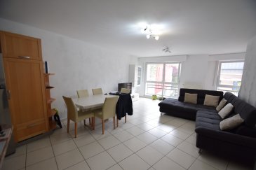 En Exclusivité ImmoHouse vous propose ce superbe appartement 2 chambres idéalement situé à Rumelange.

Au 2ème étage d'une résidence de 2005 avec ascenseur, ce charmant appartement lumineux de 76,41m² se compose de :

- Un agréable hall d'entrée
- Un grand salon/salle à manger très lumineux 
- Une cuisine équipée ouverte sur la pièce de vie
- 2 chambres à coucher
- Une salle de douche avec wc

À cela s'ajoutent :
- Une cave privative
- Une buanderie

Un magnifique objet à découvrir ...

Infos et visites sur rdv