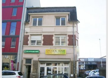 Surface commerciale de 313m2 au rez-de-chaussée dans une maison de maître, située à Hollerich. 
 