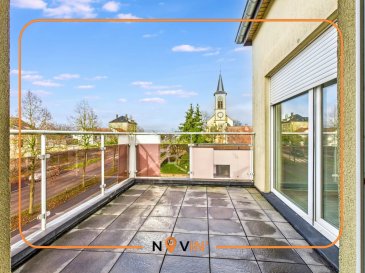 Léon Staus et Novin Real Estate vous présentent
Cet appartement à vendre situe au 2ème étage et se compose de trois chambres, d’une terrasse et d’un garage. Il offre une surface habitable de 74.31 m2 et une surface brute de 127.88 m2. Le bien se trouve à Evrange en France, Chaussée Robert Schuman, dans un environnement résidentiel à proximité de la frontière luxembourgeoise.

Le bien se distingue comme suit :

L’appartement dispose d’un hall d’entrée. Le séjour est ouvert sur une cuisine et donne accès a une terrasse de 11.32 m2. Trois chambres à coucher constituent l’espace de nuit. Un débarras complète la partie rangement. Le logement comprend un WC sépare ainsi qu’une salle de bains avec WC. Une cave de 12.42 m2 fait également partie des annexes. Un garage de 16.50 m2 et un emplacement de stationnement extérieur de 13.33 m2 sont inclus. Une buanderie commune est mise à disposition dans l’immeuble.

Localisation et environnement :

Evrange est une commune du département de la Moselle en région Grand Est. Le village se situe directement à la frontière avec le Luxembourg et appartient à l’aire d’attraction du Luxembourg. La commune présente une organisation résidentielle composée principalement de maisons individuelles et de logements utilises comme résidences principales. Evrange s’étend sur environ 2.25 kilomètres carres et offre un cadre de vie rural. La proximité immédiate avec le Luxembourg constitue un atout important pour les déplacements transfrontaliers et l’accès aux infrastructures et services des localités voisines.

Visites et informations contactez :

Leon Staus / Novin Real Estate / +352.26.19.21.1

 ---------- 
Léon Staus und Novin Real Estate präsentieren Ihnen
Diese zum Verkauf stehende Wohnung befindet sich im 2. Stock und besteht aus drei Schlafzimmern, einer Terrasse und einer Garage. Sie bietet eine Wohnfläche von 74,31 m² und eine Bruttofläche von 127,88 m². Die Immobilie liegt in Evrange (Frankreich), Chaussée Robert Schuman, in einer Wohngegend in unmittelbarer Nähe der luxemburgischen Grenze.

Die Immobilie zeichnet sich wie folgt aus:

Die Wohnung verfügt über eine Eingangshalle. Das Wohnzimmer ist offen zur Küche hin gestaltet und bietet Zugang zu einer 11,32 m² großen Terrasse. Drei Schlafzimmer bilden den Nachtbereich. Ein Abstellraum ergänzt die Lagermöglichkeiten. Die Wohnung umfasst ein separates WC sowie ein Badezimmer mit WC. Ein 12,42 m² großer Keller gehört ebenfalls zu den Nebenräumen. Eine 16,50 m² große Garage und ein 13,33 m² großer Außenstellplatz sind im Angebot enthalten. Zudem steht im Gebäude eine gemeinschaftliche Waschküche zur Verfügung.

Lage und Umgebung:

Evrange ist eine Gemeinde im Département Moselle in der Region Grand Est. Das Dorf liegt direkt an der Grenze zu Luxemburg und gehört zum Einzugsgebiet Luxemburg. Die Gemeinde weist eine überwiegend wohngeprägte Struktur auf, die hauptsächlich aus Einfamilienhäusern und als Hauptwohnsitz genutzten Wohnungen besteht. Evrange erstreckt sich über etwa 2,25 km² und bietet ein ländliches Wohnumfeld. Die unmittelbare Nähe zu Luxemburg stellt einen wichtigen Vorteil für Grenzpendler sowie für den Zugang zu den Infrastrukturen und Dienstleistungen der umliegenden Ortschaften dar.

Besichtigungen und Informationen kontaktieren Sie bitte:

Leon Staus / Novin Real Estate / +352.26.19.21.1

 ---------- 
Léon Staus and Novin Real Estate present to you
This apartment for sale is located on the 2nd floor and consists of three bedrooms, a terrace, and a garage. It offers a living area of 74.31 m² and a total gross area of 127.88 m². The property is situated in Evrange, France, on Chaussée Robert Schuman, in a residential environment close to the Luxembourg border.

The property is arranged as follows:

The apartment features an entrance hall. The living room is open to the kitchen and provides access to an 11.32 m² terrace. Three bedrooms make up the night area. A storage room completes the practical amenities. The property includes a separate toilet as well as a bathroom with a toilet. A 12.42 m² cellar is also part of the annexes. A 16.50 m² garage and a 13.33 m² outdoor parking space are included. A shared laundry room is available in the building.

Location and surroundings:

Evrange is a municipality in the Moselle department in the Grand Est region. The village is located directly on the border with Luxembourg and is part of the Luxembourg attraction area. The municipality has a primarily residential layout, composed mainly of single-family homes and dwellings used as primary residences. Evrange covers approximately 2.25 km² and offers a rural living environment. Its immediate proximity to Luxembourg is a significant advantage for cross-border commuters and for accessing the infrastructure and services of nearby towns.

For viewings and further information, please contact:

Leon Staus / Novin Real Estate / +352.26.19.21.1