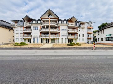 Le Bureau Immobilier Loewen-Kill présente à la location cet appartement repeint, sis au troisième et dernier étage d'une résidence avec ascenseur, se composant comme suit:

Hall d'entrée  
Salon/Salle à manger avec accès à un premier balcon  
Cuisine aménagée attenante avec accès à un deuxième balcon  
Deux chambres à coucher donnant vers l'arrière de la résidence, dont une avec balcon  
Débarras avec espace buanderie  
WC séparé  
Salle de bains avec baignoire et WC  

L'appartement est complété par:  
Garage individuel  
Emplacement extérieur  
Grenier  

Nous sommes à votre disposition pour tout renseignement complémentaire:  
contact@loki.lu  
+352 691 93 22 02  

Les honoraires s'élèvent à un mois de loyer augmenté de la TVA en vigueur et sont partagés équitablement entre le propriétaire et le locataire.
