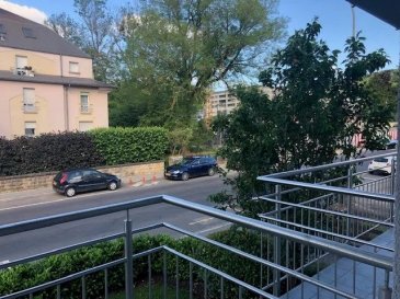CAPITIS Sàrl vous propose à la location cet appartement à usage professionnel de consultations médicales : 

Cet appartement de 70 m², situé au 1e étage de la résidence, se compose comme suit :

- Hall d'entrée, un bureau , deux salles d'examen, une salle d'attente, un wc séparé et un balcon.  

Une cave et un garage complètent ce bien.

Les infrastructures du quartier offrent un cadre de vie idéal, à proximité des commerces, restaurants, accès autoroutiers, parc, etc.

Pour plus de renseignements, veuillez nous contacter au +352 27 40 30 30 ou à info@capitis.lu