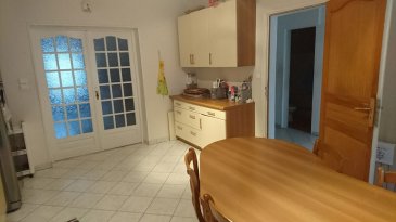 Fisimmo, votre spécialiste dans l'immobilier à Bergem, vous propose cette maison de +/- 320 m2 situé dans un quartier très calme à Villerupt.
Set maison dispose de 6 chambres à coucher, 2 salles de bain,un WC sépare, une buanderie, un garage, une terrasse de +/- 15 m2 et grand jardin.

N’hésitez pas à nous contacter pour plus de renseignements +352 621 278 925 