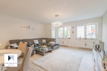 Situé au centre de Tétange, ce bel appartement se situe dans une résidence de 6 logements avec ascenseur.

Très lumineux, il est situé au 1er étage de la résidence.

D'une surface habitable d'environ 75 m², il est constitué comme suit :

Le hall d'entrée de ± 4 m² donne accès au séjour de ± 33 m² avec cuisine équipée entièrement ouverte, ainsi qu'aux deux chambres de ± 18 m² et 10 m². Ces deux chambres ont chacune accès à un même balcon de ± 6 m².

Depuis le hall d'entrée un couloir de ± 4 m² permets d'accéder à la salle de douche entièrement carrelée de ± 6 m² disposant d'une grande vasque, WC et douche à l'italienne.

 

Les équipements de cet appartement sont les suivants :

Chauffage avec robinets thermostatiques. Chaudière à condensation commune, couplée à des panneaux solaires thermiques.

Fenêtres PVC triple vitrage avec volets électriques.

Ventilation mécanique double flux.

Isolation thermique (bâtiment B/B).

 

Au sous-sol se trouve une cave privative de ± 4 m², une buanderie commune et les locaux techniques (Local technique, chaufferie, local poubelle).

 

A l'extérieur un emplacement de parking est attribué au logement.

 

Agent responsable : Gaëtan Lupinacci

Email : gaetan@vanmaurits.lu

GSM : (+352) 671-157-120
