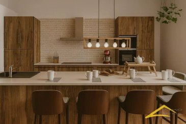 Votre agence IMMO LORENA de Pétange vous propose dans une résidence contemporaine en future construction de 12 unités située à Rodange,  Appartement de TROIS chambres, au deuxième étage, d'une surface habitable 115,26 m2 se décomposant de la façon suivante:

- Hall d'entrée de 9,45 m2
- Un débarras de 2,71 m2
- Hall d'entrée amenant à :
- Première chambre de 12,17 m2
- Un WC séparé de 1,43 m2
- La deuxième chambre de 12,28 m2
- La salle de bain faisant 2,77 m2
- La deuxième salle de bain de 3,79 m2

La cuisine ouverte vers le salon faisant 49,80 m2 donnant accès à la terrasse de 5,73 m2.
LA chambre parentale de 17,10 m2 avec sa salle de bain privative de 3,79 m2

A CECI S'AJOUTE:
- Une cave privative de 21,15 m2 
- ET POSSIBILITÉ D'ACQUERIR DES EMPLACEMENTS INTERIEURS AU PRIX DE 25.555,26 € (TVA A 3%)


Cette résidence de performance énergétique BB construite selon les règles de l'art associe une qualité de haut standing à une construction traditionnelle luxembourgeoise, châssis en PVC triple vitrage, ventilation double flux, chauffage au sol, video - parlophone, etc... 
Avec des pièces de vie aux beaux volumes et lumineuses grâce à de belles baies vitrées.

Ces biens constituent entres autre de par leur situation, un excellent investissement.
Le prix comprend les garanties biennales et décennales et une TVA à 3%.
Livraison prévue septembre 2026

Pour tout contact:
Joanna RICKAL +352 621 36 56 40
Vitor Pires: +352 691 761 110


L'agence Immo Lorena est à votre disposition pour toutes vos recherches ainsi que pour vos transactions LOCATIONS ET VENTES au Luxembourg, en France et en Belgique.