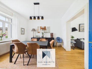 Leudelange ? Maison rénovée avec 4 chambres, bureau, jardin et garage

Située au 10, rue de Bettembourg à Leudelange, cette maison trois façades construite en 1959 a bénéficié d'une rénovation complète entre 2021 et 2022. Elle est proposée à la vente avec une disponibilité en juillet 2026 et se trouve dans un environnement calme de campagne non isolée, tout en restant proche des commodités et des principaux axes routiers.

La maison développe une surface totale de +/- 245m² (pour une surface habitable d'environ 175 m²) sur un terrain de 3,78 ares et se présente dans un très bon état général. Son exposition Est-Ouest assure une belle luminosité tout au long de la journée.

Les travaux de rénovation récents comprennent notamment la réorganisation de certaines pièces, l'isolation de la façade, la réfection complète de la toiture ainsi que le remplacement des fenêtres, garantissant un confort thermique optimal. Le chauffage est au gaz et à l'électrique au R+2.

Au rez-de-chaussée, la maison s'ouvre sur un magnifique hall d'entrée qui dessert un salon et une salle à manger ainsi qu'une belle cuisine équipée moderne donnant et sur un auvent de 14 m², idéal pour profiter des espaces extérieurs par tous les temps, et sur le jardin.

Une salle multifonctionnelle complète le rez-de-chaussée : actuellement utilisée en salle de jeux, elle peut facilement être transformée en studio grâce à une porte existante vers l'extérieur ainsi que les branchements et compteurs déjà en place. Le premier étage se compose de deux chambres de 13 m² et 16 m², d'une salle de bains avec wc et d'un bureau, offrant un espace confortable et fonctionnel pour la vie familiale.

Le deuxième étage accueille deux chambres supplémentaires et une salle d'eau avec wc, parfait pour accueillir enfants ou invités.

Le jardin privatif constitue un espace agréable pour se détendre ou profiter de moments en famille. La maison dispose également d'un sous-sol complet d'environ 45 m², d'un garage fermé de 25 m² et de deux emplacements de parking extérieurs.

Cette maison rénovée conviendra parfaitement à une famille à la recherche d'un bien fonctionnel avec du cachet et une belle hauteur sous plafond, immédiatement habitable, située dans la commune prisée de Leudelange.

Contact: Philippe Mélard  
+352 661 405 446  
philippe@vanmaurits.lu