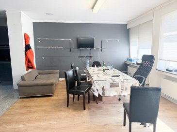 HOUSE FOR YOU vous propose une belle maison unifamiliale située à Rodange, dans la commune de Pétange. Vous profiterez d'environ 140 m² de surface habitable et d'un terrain d'environ +/- 3 ares, avec terrasses (ouvertes et couvertes) ainsi qu'un grand jardin, idéal pour des moments en famille et en plein air.
 Grâce à sa localisation à Rodange, vous bénéficiez d'une vie quotidienne pratique : accès aux axes routiers, transports en commun à proximité, ainsi que services et infrastructures (commerces, santé, écoles) dans le secteur. 
Atouts 
- +/-140 m² habitables 
- Grand jardin + terrasses (ouvertes & couvertes)
- 4 chambres 
- Grenier aménageable d'environ 38 m² (selon vos besoins) 
- Sous-sol avec chaudière gaz + coin buanderie
 - Fenêtres double vitrage 
Composition 
Au rez-de-chaussée 
- Cuisine équipée ouverte sur la salle à manger
 - Living : 54,48 m² avec sortie vers l'extérieur
 - Terrasse ouverte : 13 m²
 - Terrasse couverte : 12 m² 
- Grand jardin 
Au premier étage
 - 4 chambres 
- Salle de douche : 5,20 m² 
Au deuxième étage
 - Grand grenier à aménager : +/-38 m²
 Au sous-sol 
- Local technique 
comprenant : 
- chaudière au gaz
 - coin buanderie 
Informations et caractéristiques
 - Chaudière au gaz
 - Fenêtres double vitrage
 - Terrasses 
- Grand jardin 

Visite Nous restons à votre disposition pour toute information complémentaire et pour organiser une visit