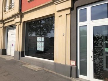 *** COUP DE COEUR LOCATION ***

HT Immobilier vous propose en exclusivité :

Un spacieux local commercial de 75 m2, situé au rdc, au coeur de Bonnevoie.
Composé comme suit  : un open space et un bureau fermé.
Facilement accessible depuis le réseau routier, autoroutes, gare et aéroport, et bénéficie de la proximité de commerces.

Visite et informations complémentaires disponible uniquement sur rdv au 24 55 92 78 ou au 661 18 28 38.