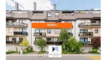 ***VENDU***VENDU***VENDU***
Cet appartement, parfaitement bien situé (227, Val-des-Bons-Malades) à quelques pas de l'Ecole Européenne I et des institutions européennes de Kirchberg, est orienté au sud. Il dispose d'une surface cadastrale de ± 106 m² et il se compose comme suit :

un hall d'entrée de ± 11 m² avec plusieurs armoires encastrées ; un salon/salle à manger de ± 29 m² avec un accès à une terrasse orientée au sud, de ± 9 m² ; une cuisine séparée de ± 12 m² équipée et aménagée également avec une sortie sur la terrasse ; deux chambres de ± 13 et 15 m² (la deuxième avec accès à un balcon de ± 5 m²) ; une salle de bain de ± 6 m² (baignoire, lavabo, emplacement pour la machine à laver) ; un wc séparé avec lave-mains. 

L'offre comprend également une cave privative de ± 5 m² et un garage/ box de ± 15 m².

Généralités :

· Situation au c?ur du quartier de Kirchberg ;
· Orientation sud ;
· Etage élevé ;
· Ascenseur ;
· Institutions européennes et Ecole Européenne de Kirchberg à quelques pas ;
· Possibilité 3ème chambre en déplacant la cuisine ;
· Centre commercial Auchan à 1 km ;
· Charges 400 euros/mois ;
· Double vitrage, châssis bois, manuels ;
· CPE *F-F* ;
· Chaudière au gaz ;
· Placards dans l'entrée et dans une des chambres ;
· Commerces et services accessibles à pied;
· Travaux de rafraichissement à prévoir. 

Agent responsable : Katia Gravière au 661 33 29 82 ou katia@vanmaurits.lu