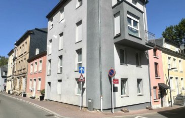 MANSO IMMO vous propose en exclusivité ce bel appartement une chambre idéalement situé à Rumelange. Au rez-de-chaussée  d'une petite résidence de seulement quatre unités, cet appartement de +-40 m² est libre de suite et constitue une excellente opportunité pour un investissement locatif ou un premier achat.

L'appartement se compose d'une pièce de vie lumineuse, cuisine équipée, une chambre séparée avec armoires sur mesure et une vaste salle de douche.
Il dispose également d'une cave privative, idéale pour du stockage supplémentaire.

L'immeuble est situé rue Batty Weber, au coeur de Rumelange à proximité des commerces, des transports, du centre-ville et de toutes les commodités.

Points forts :
- Libre immédiatement
- Idéal pour investissement locatif
- Petite copropriété (4 unités)
- Cave privative
- Bonne rentabilité potentielle
- Proche du centre et des commerces

Passeport énergétique :
- Classe énergétique : E
- Classe d'isolation : F

Toutes les indications sont basées exclusivement sur les informations mises à notre disposition par nos clients. Nous n'assumons aucune garantie quant à l'exactitude et l'actualité de ces indications.

Les prix affichés s'entendent frais d'agence inclus de 3% + 17%TVA. Les honoraires d'agence sont à charge des vendeurs.

Pour plus d'informations, photos ou convenir d'un rendez-vous, vous pouvez nous contacter au :
352 24 51 33 79 info@mansoimmo.lu



MANSO IMMO bietet Ihnen exklusiv diese schöne Ein-Zimmer-Wohnung in idealer Lage in Rumelange an. Im Erdgeschoss einer kleinen Wohnanlage mit nur vier Wohneinheiten gelegen, ist diese ca. 40 m² große Wohnung sofort bezugsfertig und stellt eine hervorragende Gelegenheit für eine Mietinvestition oder einen Erstkauf dar.

Die Wohnung besteht aus einem hellen Wohnbereich, einer Einbauküche, einem separaten Schlafzimmer mit maßgefertigten Schränken und einem geräumigen Duschbad.
Außerdem verfügt sie über einen eigenen Keller, der sich ideal als zusätzlicher Stauraum eignet.

Das Gebäude befindet sich in der Rue Batty Weber, im Herzen von Rumelange, in der Nähe von Geschäften, öffentlichen Verkehrsmitteln, dem Stadtzentrum und allen Annehmlichkeiten.

Highlights:
? Sofort bezugsfertig
? Ideal als Mietinvestition
? Kleine Wohnanlage (4 Wohneinheiten)
? Eigener Keller
? Gutes Renditepotenzial
? In der Nähe des Zentrums und der Geschäfte

Energieausweis:
? Energieklasse: 
? Dämmklasse: 

Alle Angaben basieren ausschließlich auf den Informationen, die uns von unseren Kunden zur Verfügung gestellt wurden. Wir übernehmen keine Gewähr für die Richtigkeit und Aktualität dieser Angaben.

Die angegebenen Preise verstehen sich inklusive Maklergebühren in Höhe von 3 % + 17 % MwSt. Die Maklergebühren gehen zu Lasten der Verkäufer.

Für weitere Informationen, Fotos oder zur Vereinbarung eines Termins können Sie uns kontaktieren unter:
352 24 51 33 79 info@mansoimmo.lu



MANSO IMMO is pleased to offer this beautiful one-bedroom apartment, exclusively listed and ideally located in Rumelange. Situated on the ground floor of a small building with only four units, this approximately 40 m² apartment is available immediately and represents an excellent opportunity for a rental investment or a first-time purchase.

The apartment features a bright living area, a fully equipped kitchen, a separate bedroom with custom-built closets, and a spacious shower room.
It also includes a private storage room, perfect for extra storage.

The building is located on Rue Batty Weber, in the heart of Rumelange, close to shops, public transportation, the city center, and all amenities.

Highlights:
? Available immediately
? Ideal for rental investment
? Small condominium (4 units)
? Private basement storage
? Good potential return on investment
? Close to downtown and shops

Energy Performance Certificate:
? Energy class: 
? Insulation class: 

All information is based exclusively on the details provided to us by our clients. We make no guarantees as to the accuracy or timeliness of this information.

The listed prices include agency fees of 3% + 17% VAT. Agency fees are payable by the sellers.

For more information, photos, or to schedule an appointment, please contact us at:
352 24 51 33 79 info@mansoimmo.lu
