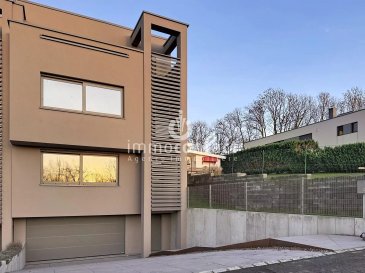 MAISON DISPONIBLE DIRECTEMENT A L'ACTE.

Découvrez cette opportunité exclusive proposée par Immo-Contact :

une superbe maison neuve de 382.18m² au total, offrant 282.18m² d'espace habitable, nichée à Bertrange, à proximité de l'école européenne.

Cette demeure spacieuse présente des volumes généreux, comprenant une suite parentale complète avec chambre, espace dressing et salle de bains, ainsi que trois autres chambres à coucher.

Dotée d'un ascenseur, la maison est agencée comme suit :

Rez-de-chaussée :

- Hall d'entrée
- Salon donnant accès directement à la terrasse de 32 m² et au jardin
- Salle à manger
- Espace cuisine

1er étage :

- Hall de nuit
- Chambre d'environ 35m² avec salle de bains et espace dressing
- Deux chambres d'environ 16 m² chacune
- Salle de bain avec douche et toilettes

Étage en retrait avec accès par ascenseur :

- Suite parentale traversante de 55m² avec accès à deux terrasses

Sous-sol :

- Hall d'entrée
- Toilettes séparées
- Garage pour quatre voitures
- Cave d'environ 21m²
- Buanderie
- Chaufferie

Seule la cuisine est à rajouter.

Son emplacement idéal à proximité de l'école européenne, du lycée Josy Barthel de Mamer, de plusieurs crèches, du parc du Brill, des arrêts de bus, des services de santé et du centre commercial La Belle Etoile en fait un lieu de vie privilégié.

Pour obtenir plus d'informations, n'hésitez pas à nous contacter au  621.758.643 ou par e-mail à anastasia.feron@immocontact.lu.

Nous vous fournirons volontiers la documentation complète les plans et le cahier des charges, sur demande.

 ---------- 
HOUSE AVAILABLE DIRECTLY FROM THE DEED.

Discover this exclusive opportunity offered by Immo-Contact:

a superb new house of 382.18m² in total, offering 282.18m² of living space, nestled in Bertrange, close to the European school.

This spacious home boasts generous volumes, including a master suite complete with bedroom, dressing area and bathroom, as well as three other bedrooms.

Equipped with a lift, the house is arranged as follows:

Ground floor:

- Entrance hall
- Living room with direct access to the 32 m² terrace and garden
- Dining area
- Kitchen area

1st floor:

- Night hall
- Master bedroom of around 35 m² with bathroom and dressing area
- Two bedrooms of around 16 m² each
- Bathroom with shower and toilet

Recessed floor with lift access:

- 55 m² master suite with access to two terraces

Basement :

- Entrance hall
- Separate toilet
- Garage for four cars
- Cellar of 21m² approx.
- Utility room
- Boiler room

Its ideal location close to the European School, the Josy Barthel de Mamer secondary school, several crèches, the Brill park, bus stops, health services and the La Belle Etoile shopping centre makes it a great place to live.

The residence is equipped with all modern amenities and complies with the latest energy standards.

For more information, please contact us on 352 621 75 86 43 or by e-mail at info@immocontact.lu.

We will be happy to provide you with full documentation, plans and specifications on request.