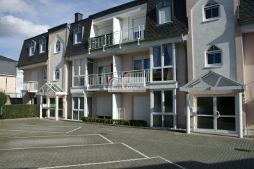 IMMO EXCELLENCE vous propose ce joli appartement d'une surface habitable d'environ 87 m2 et d'une surface utile d'environ 98 m2. L'appartement se situe au rez-de-chaussée d'une Résidence à seulement deux étages. Ce joli et moderne appartement se compose comme suit : Un spacieux hall d'entrée ( 12.10 m2 ), une belle et moderne cuisine équipée ( 11.14 m2 ), un double séjour avec de belles baies vitrées ( 26.29 m2 ), un W.C. séparé ( 1.86 m2 ), une chambre-à-coucher sinon bureau ( 7.50 m2 ), une deuxième chambre-à-coucher ( 14.04 m2 ), une salle-de bains avec douche ( 6.29 m2 ), un débarras avec raccordement pour la machine-à-laver ( 1.13 m2 ), une belle terrasse ( 15.29 m2 ), une deuxième terrasse ( 2 m2 ), une cave ( 3,5 m2 ), ainsi qu'un emplacement intérieur. 

Remich (en luxembourgeois : Réimech Écouter), est une ville luxembourgeoise et le chef-lieu de son canton. Appelée « Perle de la Moselle », au 1er janvier 2018, elle compte 3 645 habitants.

A proximité de toutes commodités et à seulement 25 minutes du centre-ville de Luxembourg.

A voir absolument !!!

Ref agence :3426773