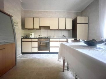 AXHOME IMMO vous propose cette grande maison avec 6 chambres à coucher de +/- 160m2 situé à PETANGE.

Idéal pour une grande famille ou investissement locatif.

A l'intérieur vous disposer de deux maison avec accès communicant, ce qui pourrait convenir pour l'habitation de deux familles.

Elle se compose comme suit:

Rez-de-chausée :
- Hall d'entrée
- accès jardin
- salon 
- cuisine

1 étage :
- 3 chambres dont une communicante 
- 2 chambres 

2 étage :
Grand grenier à aménager.

Proche de toutes commodités.

Une grande cave, buanderie, grand garage fermé pour 2 voitures et une garage fermé pour 1 voiture à l'arrière viennent compléter le bien.
La toiture est en très bon état.

Pour plus d'informations n'hésitez pas à nous contacter :
-par téléphone: +352 691911993
-par email: info@axhome.lu

Nous restons également à votre entière disposition dans le cas où vous désirez vendre ou louer votre bien. Nous prenons en charge toutes les démarches administratives liées au bien immobilier.

Nous sommes également à votre disposition pour des estimations gratuites.

AXHOME IMMO offers you this large house with 6 bedrooms of +/- 160m2 located in PETANGE.

Ideal for a large family or rental investment.

Inside you have two houses with communicating access, which could be suitable for the accommodation of two families.

It is composed as follows:

Ground floor :
- Entrance hall
- garden access
- living room
- kitchen

1 floor :
- 3 bedrooms, one of which is communicating
- 2 bedrooms

2 floor:
Large attic to convert.

Close to all amenities.

A large cellar, laundry room, large closed garage for 2 cars and a closed garage for 1 car at the back complete the property.
The roof is in very good condition.

For more information, please feel free to contact us :
-by phone: +352 691911993
-by email: info@axhome.lu

We also remain at your disposal should you wish to sell or rent your property. We take care of all the administrative procedures related to the property.

We are also at your disposal for free estimates
