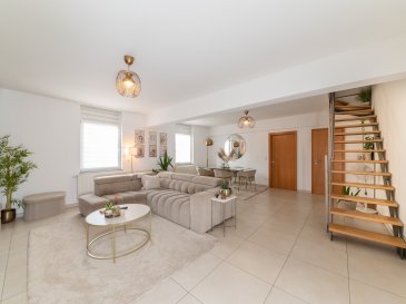 L'agence CHAVES, en collaboration avec l'agence BOMEL IMMO, vous propose ce duplex  
de 120 m² habitables, situé au deuxième étage d'une résidence avec ascenseur construite en  
2007 à Grosbous.  

Dans un environnement calme, cet appartement séduit par ses volumes généreux et son séjour  
lumineux de 42,53 m².  
Le premier niveau comprend :  
- Un salon et une salle à manger de 42,53 m² ;  
- Une cuisine avec réserve de 18,52 m² ;  
- Un WC séparé de 1,46 m².  

À l'étage :  
- Un hall de nuit de 3,28 m² ;  
- Trois chambres à coucher d'environ 21,14 m², 13,58 m² et 12,78 m² ;  
- Une salle de douche avec WC de 6,70 m².  

Une cave et deux emplacements de stationnement extérieurs complètent le bien.  
Un cadre de vie agréable pour les familles.  

Grosbous dispose d'infrastructures scolaires et d'accueil pour les enfants et la Maison Relais  
situés rue de Bastogne. Une pharmacie, plusieurs aires de jeux et des équipements de loisirs  
complémentent les services du village.  
Mersch est accessible en environ 20 à 25 minutes en voiture et le centre de Luxembourg-ville  
en environ 35 à 40 minutes, hors heures de pointe. Une situation qui permet de profiter du  
calme de Grosbous tout en restant à distance raisonnable des principaux pôles de la région.  
Pour de plus amples renseignements ou pour organiser une visite, contactez-nous au (+352)  
28 20 74 45 ou au (+352) 661 801 408.