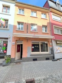 GREVENMACHER / CENTRE - RUE PIETONNE

CAFE DE 75 m2  AVEC VITRINES, EXCELLENTE SITUATION, LIBRE 

Fond de commerce 25.000 euros.

pour plus d'informations merci de contacter Axel Lehssini au 691 231 299