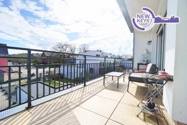 New Keys vous propose à la location ce magnifique appartement lumineux de 88 m² environ, idéalement situé au 1er étage d’un immeuble construit en 2019, avec ascenseur et bien entretenu à Dudelange.

Description du bien :

* Hall d’entrée
* Buanderie privative
* Chambre à coucher avec espace dressing
* Salle d’eau avec douche à l’italienne, WC, vasque et fenêtre
* Deuxième chambre
* WC séparé avec lavabo
* Débarras
* Cuisine entièrement équipée (Siemens et AEG), ouverte
* Salon/salle à manger
* Balcon avec marquise électrique, exposé sud-est

Espaces annexes :

* Cave
* Emplacement intérieur avec prise électrique et lavabo
* Buanderie commune

Equipements :

* VMC Double Flux
* Triple vitrage
* Moustiquaire
* Volets électriques
* Marquise électrique sur le balcon
* Chauffage au sol
* Visiophone
* Fibre optique
* EnergyPass : B/B

Loyer et conditions :
* Loyer mensuel : 2300€
* Charges: 300€
* Caution : 4600€ (2 mois de loyer)
* Frais d'agence : 2300 + TVA, partages 50/50 entre propriétaire et locataire
* CDI obligatoire

Pour plus de renseignements ou pour organiser une visite, contactez-nous au +352 661 434 100 ou par e-mail à l'adresse kdif@newkeys.lu.