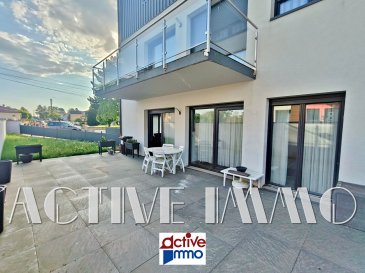 Appartement Aumetz 4 pièce(s) 98 m2. IDÉAL FRONTALIER ! 

A proximité du Luxembourg (Esch-Belval, Rumelange, Dudelange) ; devenez propriétaire sur la commune d'Aumetz profitant de tous les commerces de premières nécessités (boulangerie, supermarché, pharmacie, banque, ...), des écoles (maternelle, primaire, collège) mais aussi d'une facilité de déplacement avec les transports en commun et de l'accès à l'A30 et A31.

Au sein d'une résidence récente (2019) de 6 appartements, dans un cadre verdoyant, devenez propriétaire de ce spacieux F4 de 95m² au rdc avec terrasse-jardin.

L'appartement se compose d'une entrée donnant sur 40m² de pièce de vie lumineuse avec une cuisine équipée et aménagée, offrant un espace confortable, le tout bénéficiant d'un accès à une très grande terrasse et espace jardinet exposé Sud-Ouest.

Vous apprécierez également les 2 grandes chambres, l'une faisant près de 14m² et la seconde, plus de 18m² avec un espace dressing et un double accès à la terrasse, il est possible de séparer cette chambre en 2, créant ainsi 3 chambres.
Vous disposerez d'une salle d'eau avec une grande douche et vasque, ainsi qu'un wc indépendant avec coin buanderie.

En complément, 1 place de parking en souterrain (accès sécurisé)

Chauffage Gaz Individuel au sol 
Double Vitrage avec volets électriques
Syndic professionnel
Charges mensuelles d'environ 115€/mois comprenant avance sur eau froide, électricité et entretien des communs et extérieurs, assurance bâtiment, frais de syndic
Résidence occupée exclusivement par des propriétaires

A NE PAS MANQUER

Frais d'agence à charge vendeur
Votre conseiller Immobilier : Marie PETITFRERE  06 95 67 68 76
Copropriété de 19 lots - dont 6 lots habitation. (Pas de procédure en cours).
Charges annuelles : 1000.00 euros.