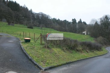 Tout nouveau prix !!! IMMO EXCELLENCE vous propose en exclusivité ce joli terrain d\'une superficie de 14a73ca. Il existe la possibilité de construire plusieurs maisons sur ledit terrain. Numéro cadastral ( 285/1599 ), Commune de Beaufort, Section A de Dillingen.<br><br>Situation idéale et calme.<br><br>
