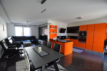 En Exclusivité ImmoHouse vous propose cette magnifique maison mitoyenne idéalement située à Esch sur Alzette.

Sur un terrain de 1,45ares et une surface de 160m² cette charmante maison se compose de :

au rez de chaussée:
- Un agréable hall d'entrée
- Un salon/salle à manger avec accès terrasse et jardin
- Une cuisine équipée ouverte sur la pièce de vie
- Un wc séparé

au 1er étage:
- Deux chambres à coucher avec dressing intégré
- Une salle de douche avec wc 

Au 2ème étage:
- Deux chambres à coucher
- Un salon
- Une salle de bain avec wc et fenêtre

Au sous-sol:
- Une chambre ou bureau
- Une cuisine d'été
- Une buanderie
- Une cave
- Une salle de bain
- Espace chaufferie

A cela s'ajoutent: un garage avec parking extérieur, une superbe terrasse avec jardin plein sud.

Contactez nous pour plus d'informations.