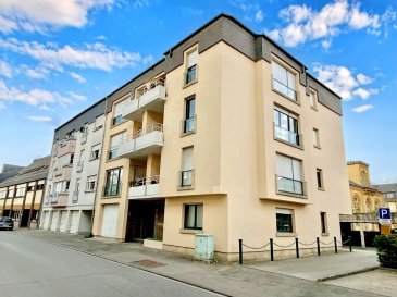 Immo Losch a le plaisir de vous présenter ce charmant studio idéalement situé à seulement 200 mètres de la gare de Walferdange. Un emplacement parfait, alliant calme et proximité directe des transports en commun.

Caractéristiques de l’appartement :

- Surface habitable de 40 m²
- Balcon loggia offrant un bel espace extérieur
- Pièce de vie lumineuse et ouverte
- Cuisine entièrement équipée
- Salle de douche
- Buanderie commune à disposition
- Grenier commun pour rangement supplémentaire
- Situé au 2e étage avec ascenseur

Disponible immédiatement

Actuellement loué à une locataire sérieuse et respectueuse

Prix de vente : 399.500 €

Pour plus d’informations ou pour organiser une visite, veuillez nous contacter au +352 26 53 26 11 ou par e-mail à info@immolosch.lu!

 ---------- 
Zu verkaufen – Renoviertes Studio in Walferdingen

Immo Losch freut sich, Ihnen dieses vollständig renovierte Studio in Walferdingen anbieten zu können, nur 200 Meter vom Bahnhof entfernt. Eine ideale Lage, die Ruhe und optimale Anbindung an öffentliche Verkehrsmittel vereint.

Wohnungsdetails:

- Wohnfläche: 40 m²
- Loggia-Balkon mit schönem Außenbereich
- Heller, offener Wohnraum
- Voll ausgestattete Küche
- Duschbad
- Gemeinschaftswaschküche
- Gemeinschaftlicher Dachboden zur Mitbenutzung
- Etage mit Aufzug

Zusätzliche Informationen:

Aktuell vermietet an eine zuverlässige und ordentliche Mieterin
Sofort verfügbar
Verkaufspreis: 399.500 €

Für weitere Informationen oder zur Vereinbarung eines Besichtigungstermins kontaktieren Sie uns bitte unter +352 26 53 26 11 oder per E-Mail an info@immolosch.lu.

 ---------- 
Immo Losch is pleased to present this fully renovated studio apartment, ideally located just 200 meters from Walferdange train station. A perfect location offering peace and quiet with immediate access to public transport.

Property Features:

- Living area: 40 m²
- Loggia balcony with outdoor space
- Bright and open living area
- Modern, fully equipped kitchen
- Contemporary shower room
- Shared laundry room
- Communal attic storage
- Located on the 2nd floor with elevator access

Additional Information:

Currently rented to a serious and reliable tenant
Immediately available
Asking Price: €399,500

For more information or to schedule a viewing, please contact us at +352 26 53 26 11 or by email at info@immolosch.lu.