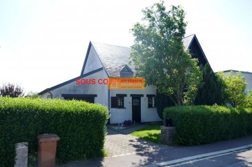 Belle maison libre des 4 côtés située sur un terrain de 8a35 dans une rue calme de Clemency.<br><br>La maison dispose de :<br><br>Sous-sol : cave et chaufferie<br><br>Rez-de-chaussée : Hall d\'entrée, salle de douche + WC, grand living/salle à manger, cuisine équipée, débarras, terrasse, grand jardin (SUD/EST) et 1 garage.<br>Etage 1 : Palier, 3 chambres à coucher, 1 WC séparé et une grande salle de bain.<br>Grenier : Stockage.<br><br>Belle exposition. Passeport énergétique en cours.<br><br>Clémency un petit village calme de la commune de Bascharage.<br>